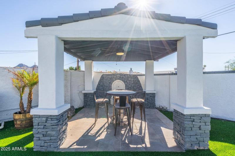 33-web-or-mls-PML09348-HDR-Edit