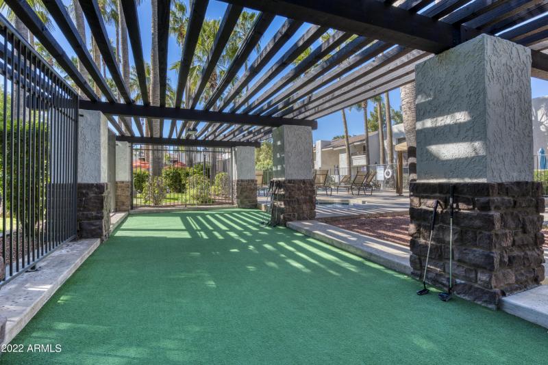 Community Putting Green