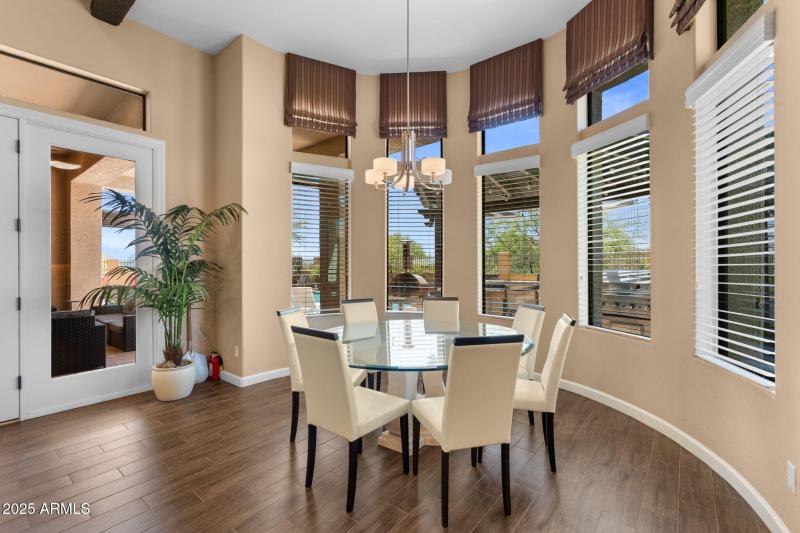 18-web-or-mls-2304-n-steele-cir