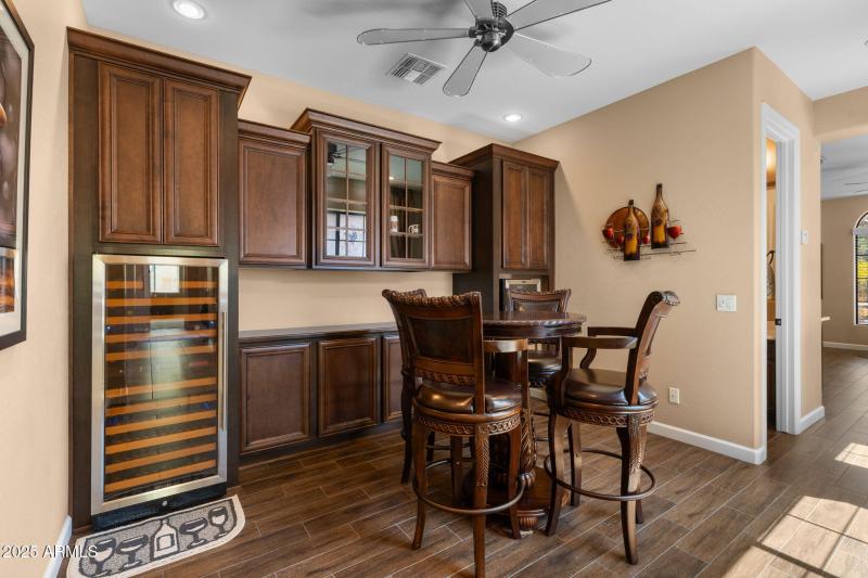 34-web-or-mls-2304-n-steele-cir