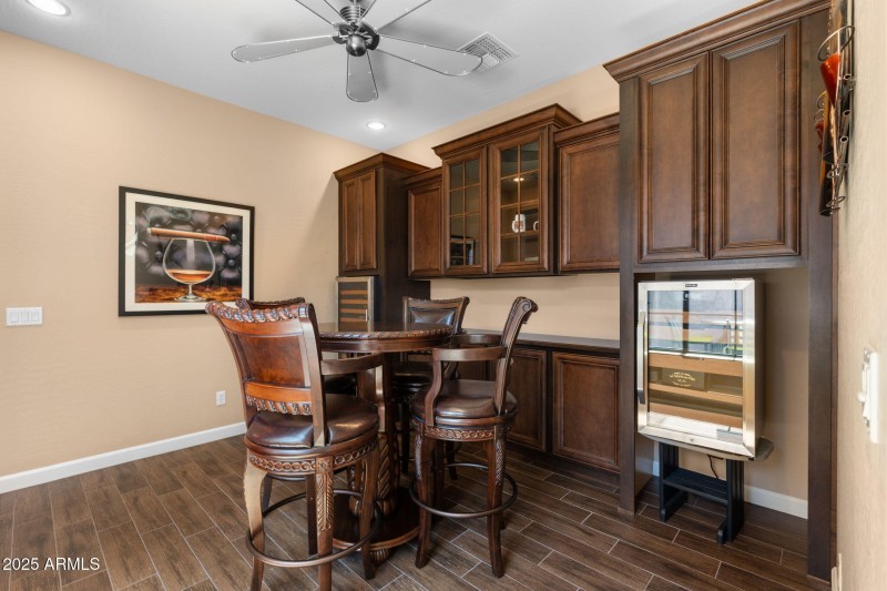 35-web-or-mls-2304-n-steele-cir