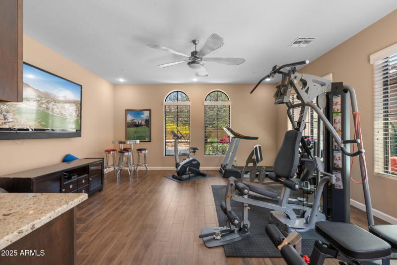 36-web-or-mls-2304-n-steele-cir