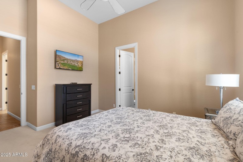 49-web-or-mls-2304-n-steele-cir