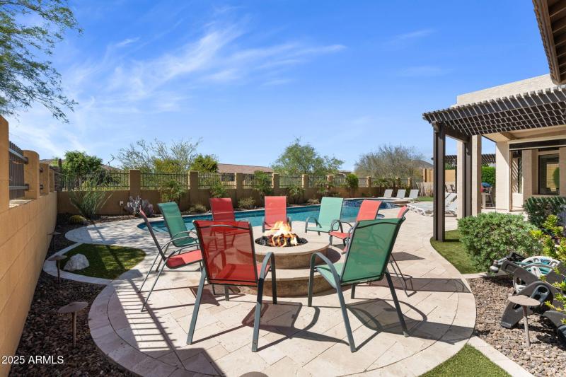 69-web-or-mls-2304-n-steele-cir