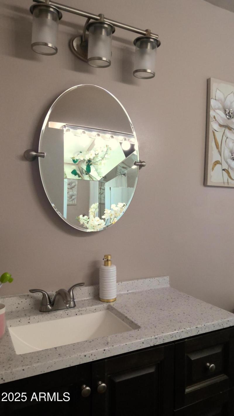 Main house bathroom 2