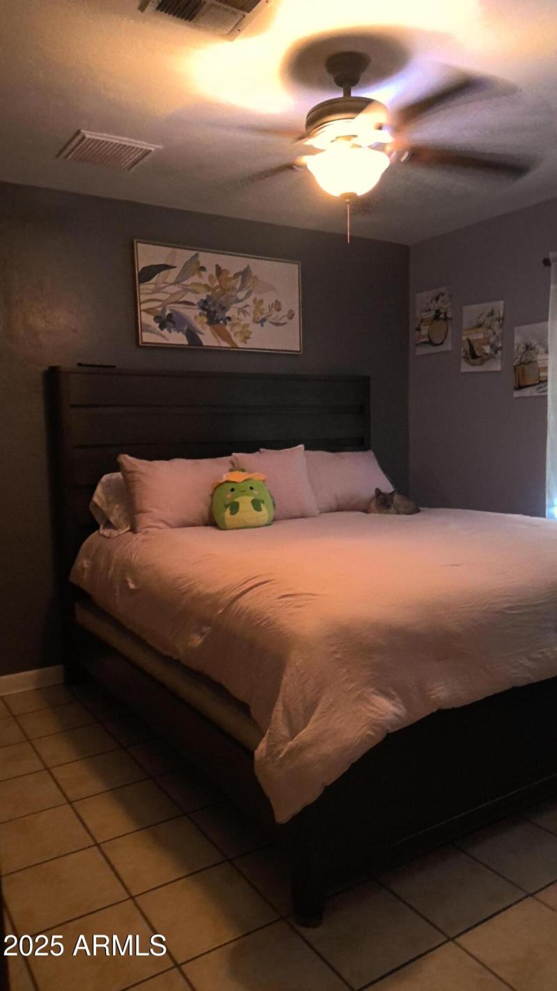 Main house Bedroom 2