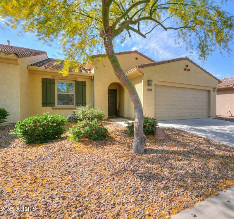 FULLY FURNISHED VILLA