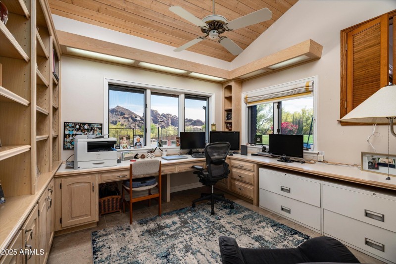 049-6830 N 46th Pl (49 of 102)