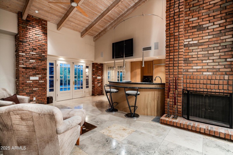 054-6830 N 46th Pl (54 of 102)