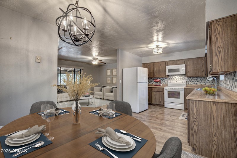 17405142873_LivingDining2copy