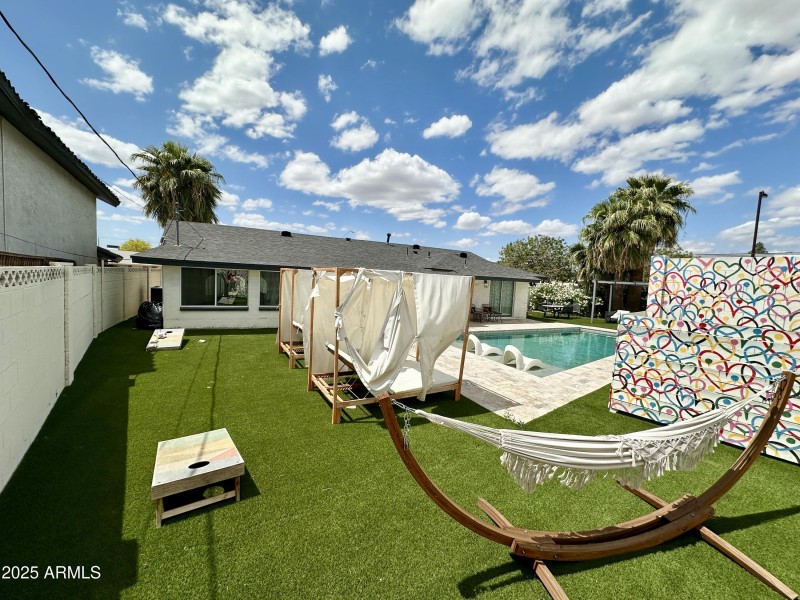 Another view of stunning backyard!