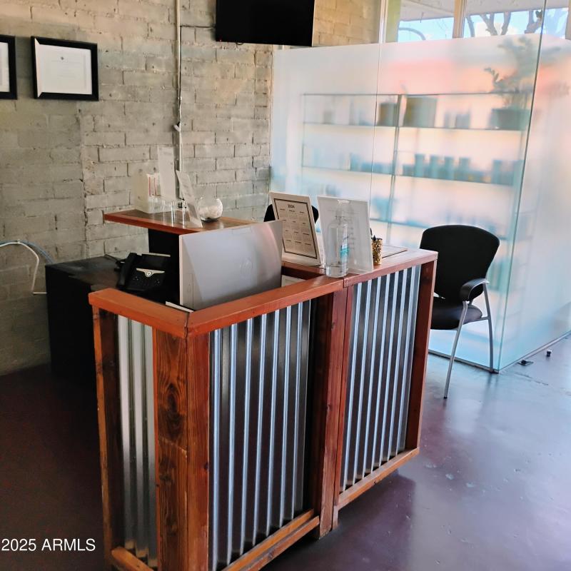 IMG_20250215_122135961_HDR_AE