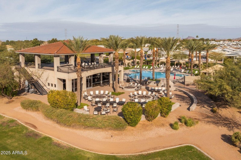 28-web-or-mls-8700 E University Dr 5109-