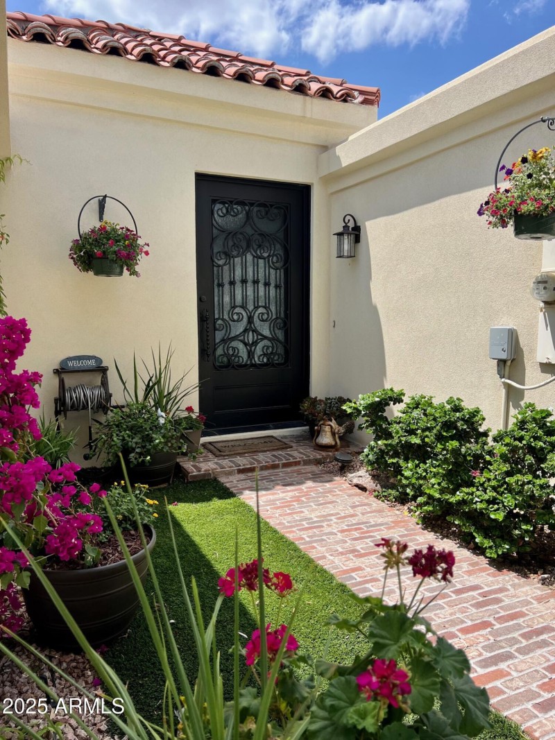 Inviting Front Entry