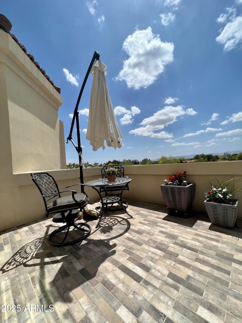 Private Balcony w/Spectacular Views