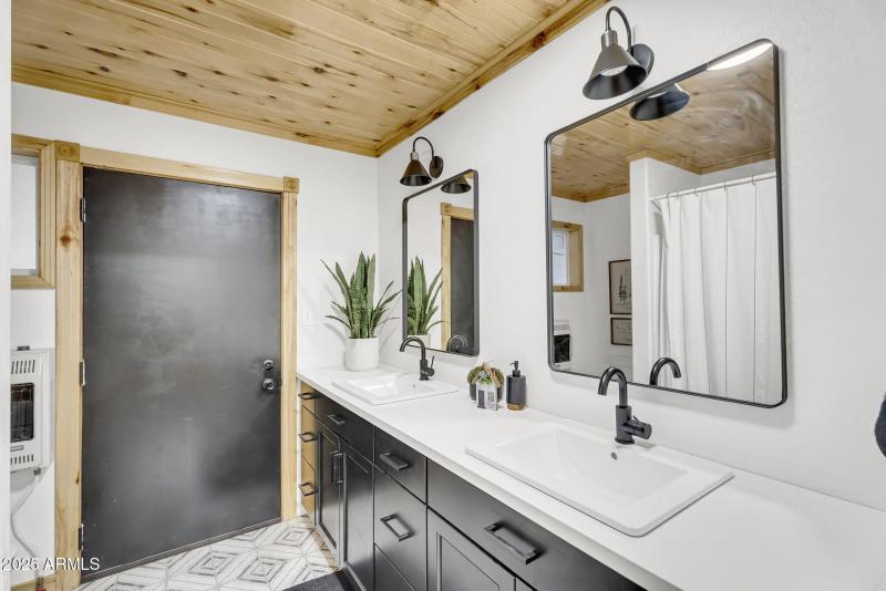 029_54-web-or-mls-forest-38_900