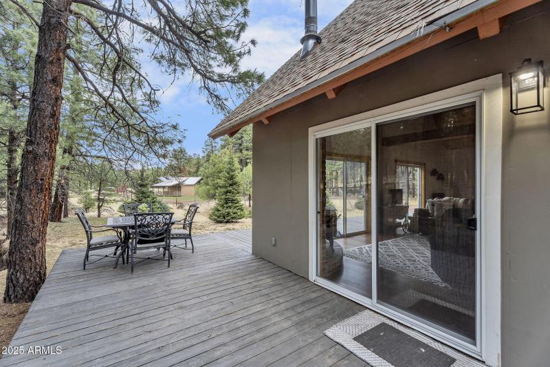 035_63-web-or-mls-forest-47_391