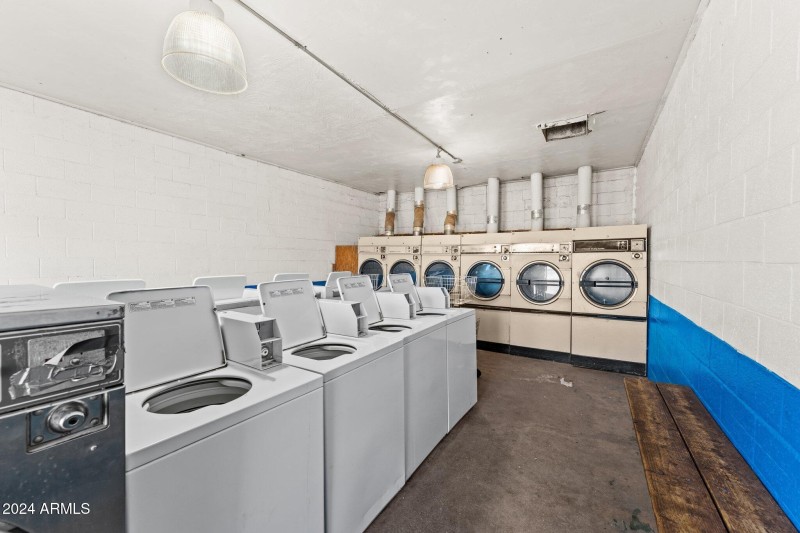 18-web-or-mls-2022-10-12 00.43.56-3