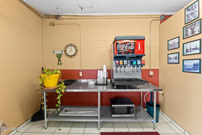 31-web-or-mls-2022-10-12 00.53.34-3