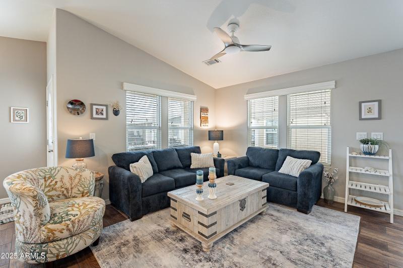 Pier One Furnishings