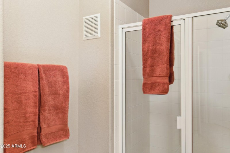 18-web-or-mls-9555-e-raintree-dr-unit-20