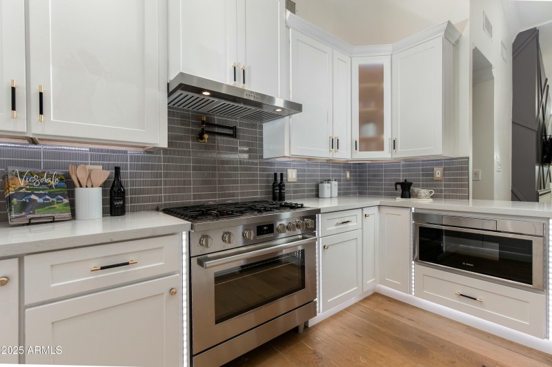 WHITE DESIGNER KITCHEN