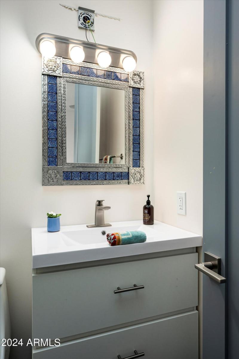 Guest Suite 2 Vanity~