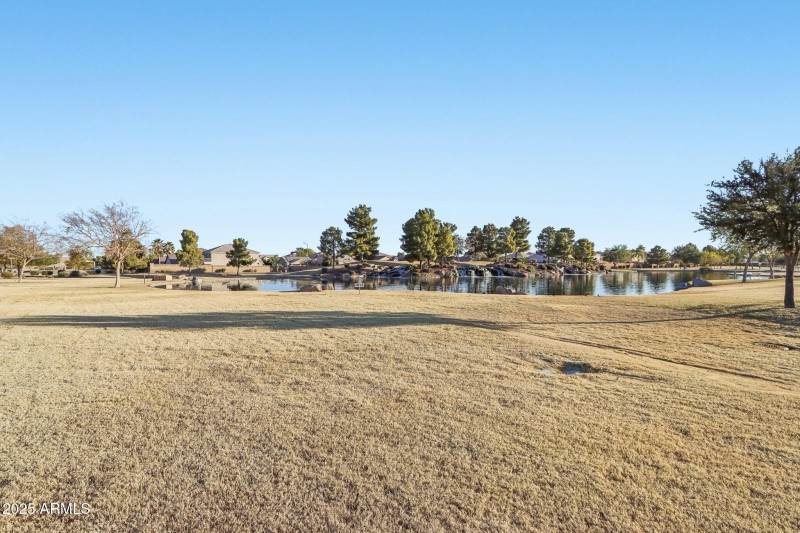 41-web-or-mls-102822 - 19339 N Madison R