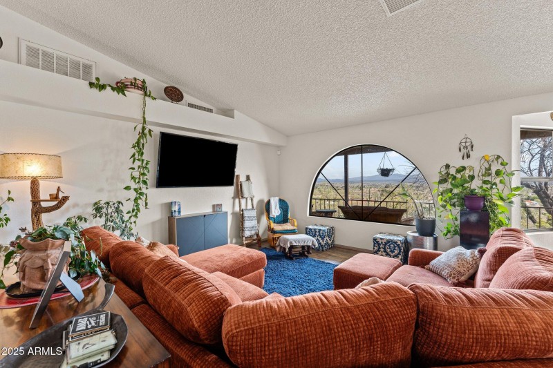 8-web-or-mls-DSC00766