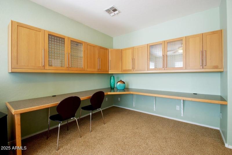 2nd Family room Built-ins