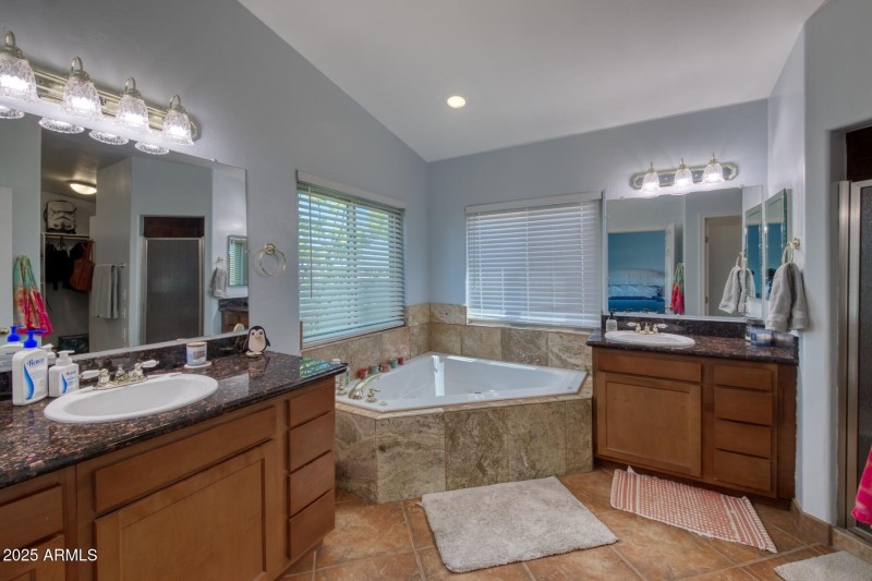 073400-3298 West Monte Vista Trail