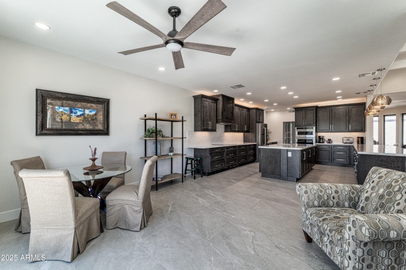 Breakfast Area with Views