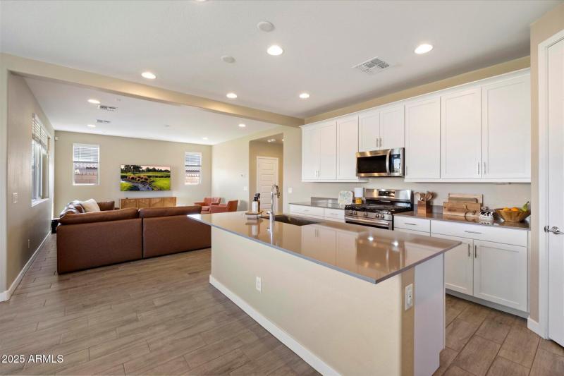 08-Kitchen to Living