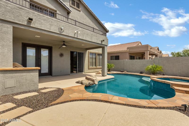 3033 W Redwood Ln-42