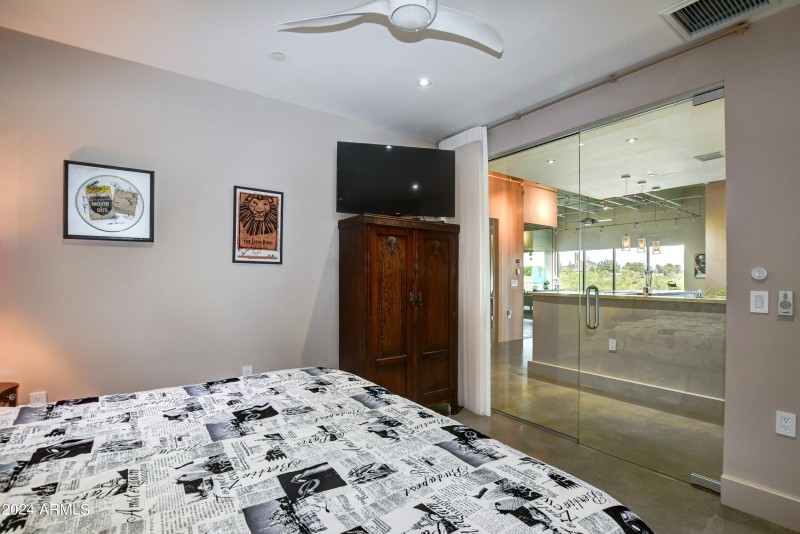 Office/Guest Bedroom