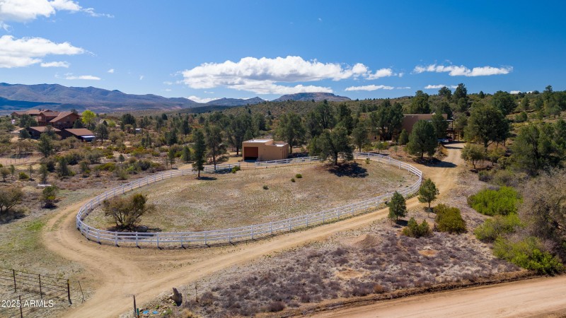 17129 W Buckhorn Dr00016