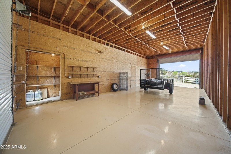 17129 W Buckhorn Dr00020