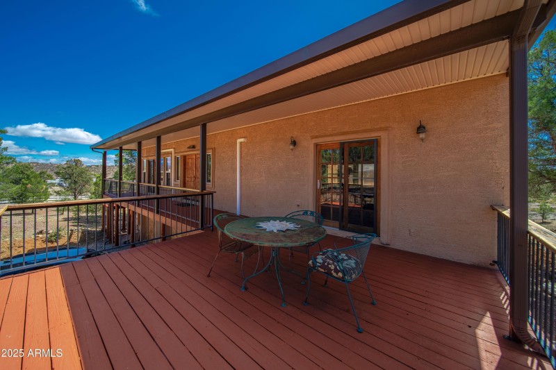 17129 W Buckhorn Dr00027