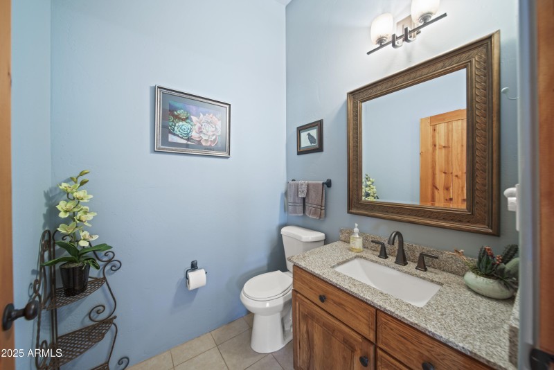 17129 W Buckhorn Dr00069