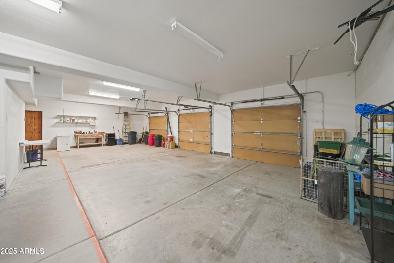 17129 W Buckhorn Dr00029