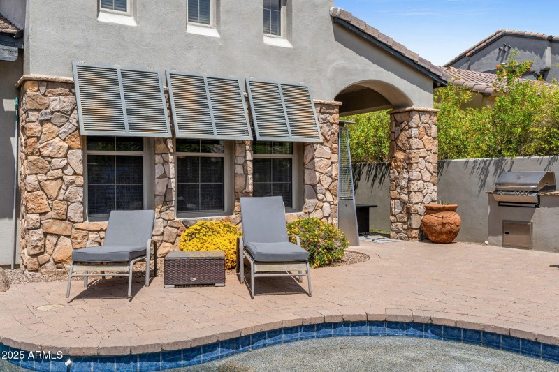 Sun & Shade Lounging areas