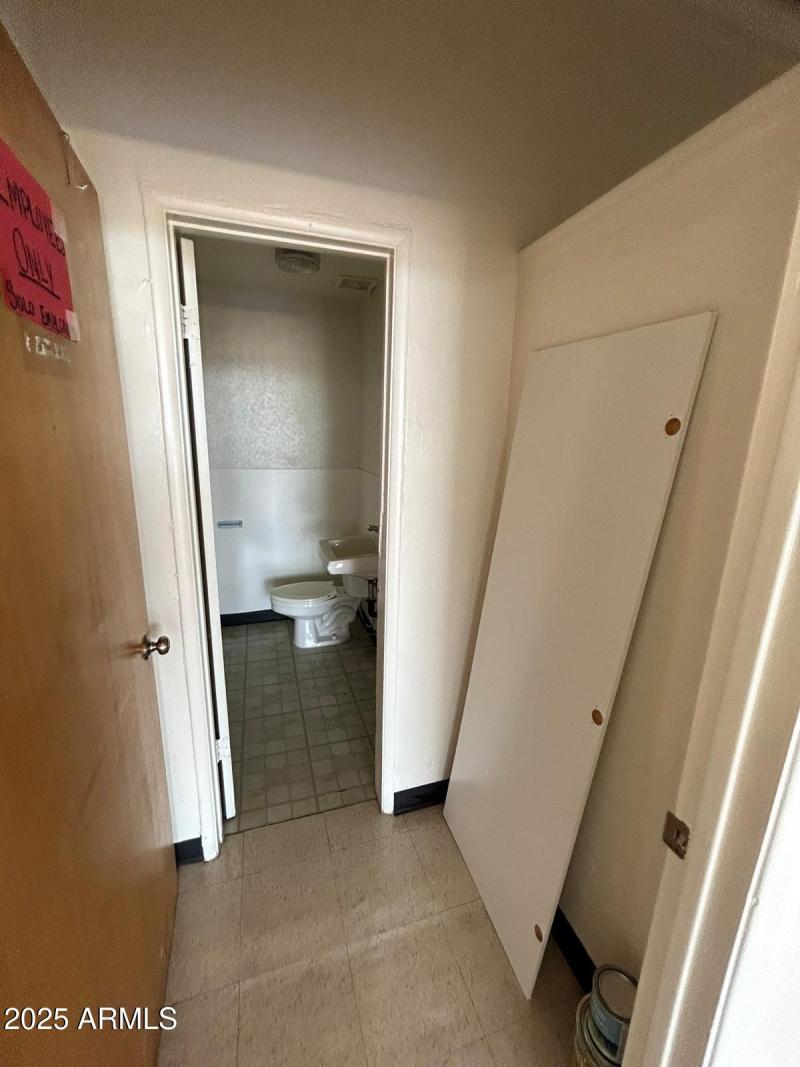 WhatsApp Image 2024-04-22 at 12.52.21 PM