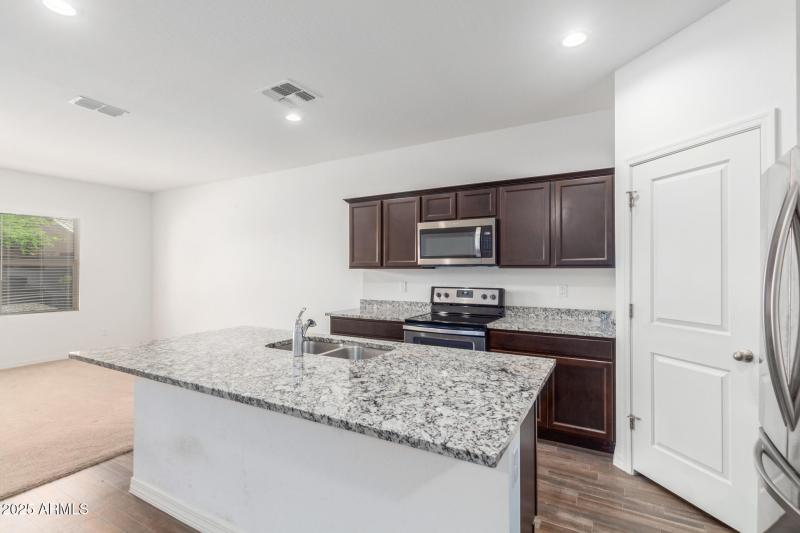 0007-07 - San Miguel