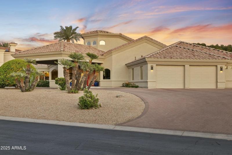 Ample Parking & Oversized Garage