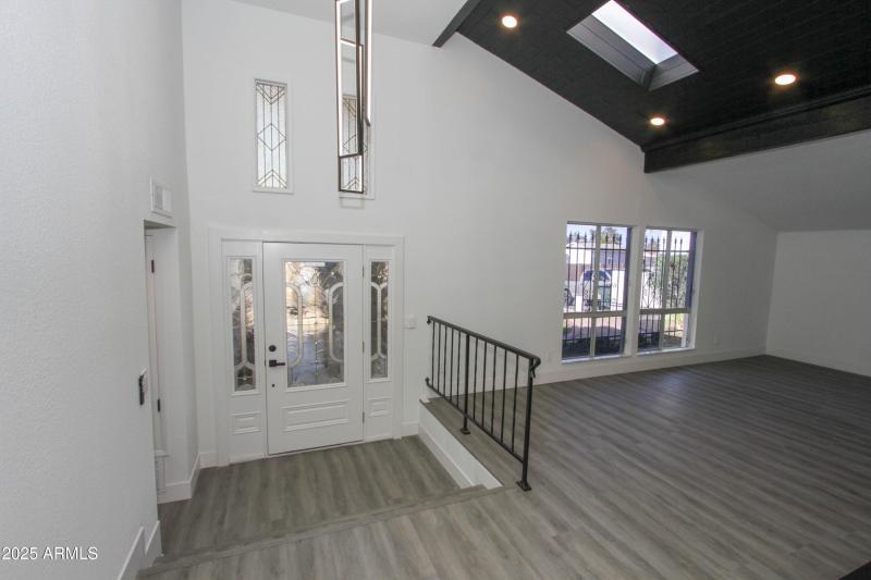 3371 W Grandview Rd-14