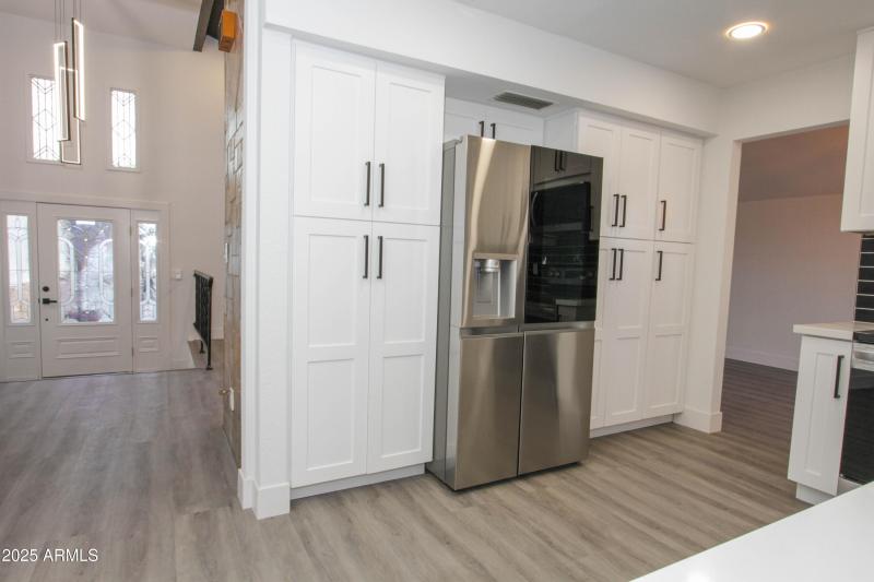 3371 W Grandview Rd-81