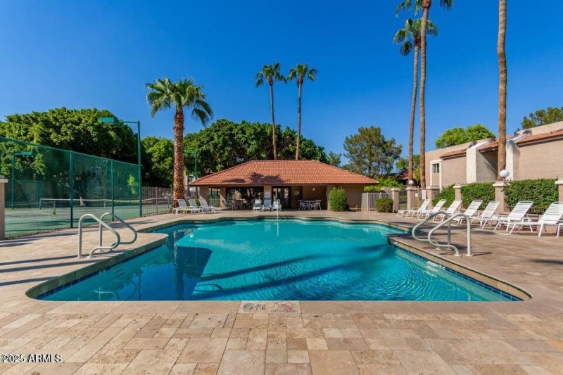 Isabella Community 02