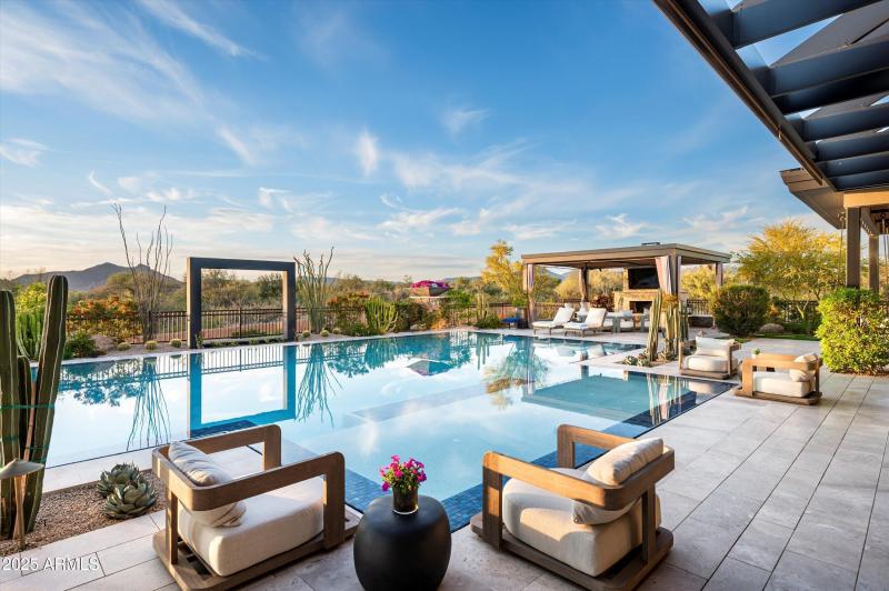 06-8328 E Whisper Rock Trail-6