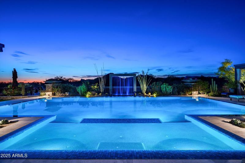 08-8328 E Whisper Rock Trail-8