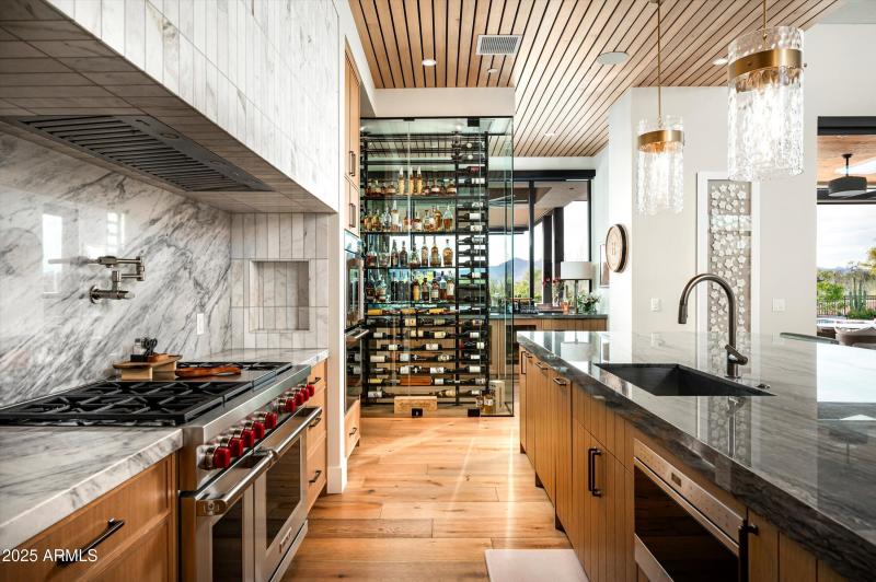 22-8328 E Whisper Rock Trail-22